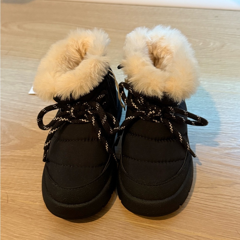 KIDS Zara Black Boots with Cream Faux Fur